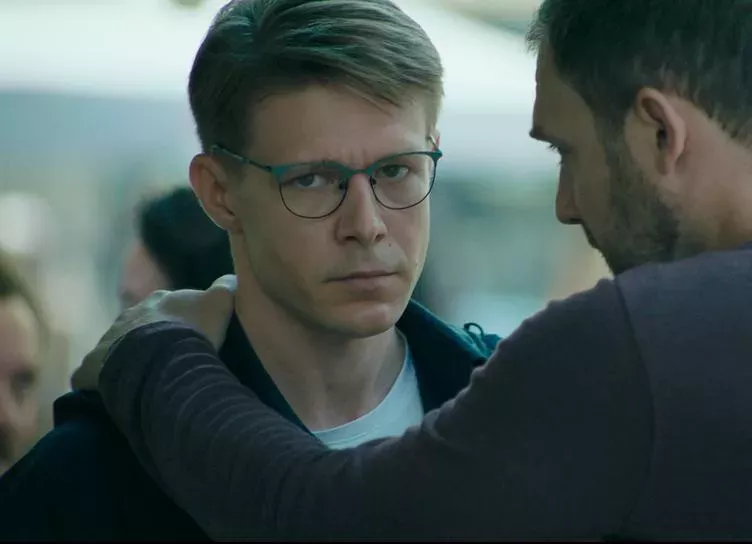 Вышел трейлер сериала Оффлайн с Никитой Ефремовым в главной роли