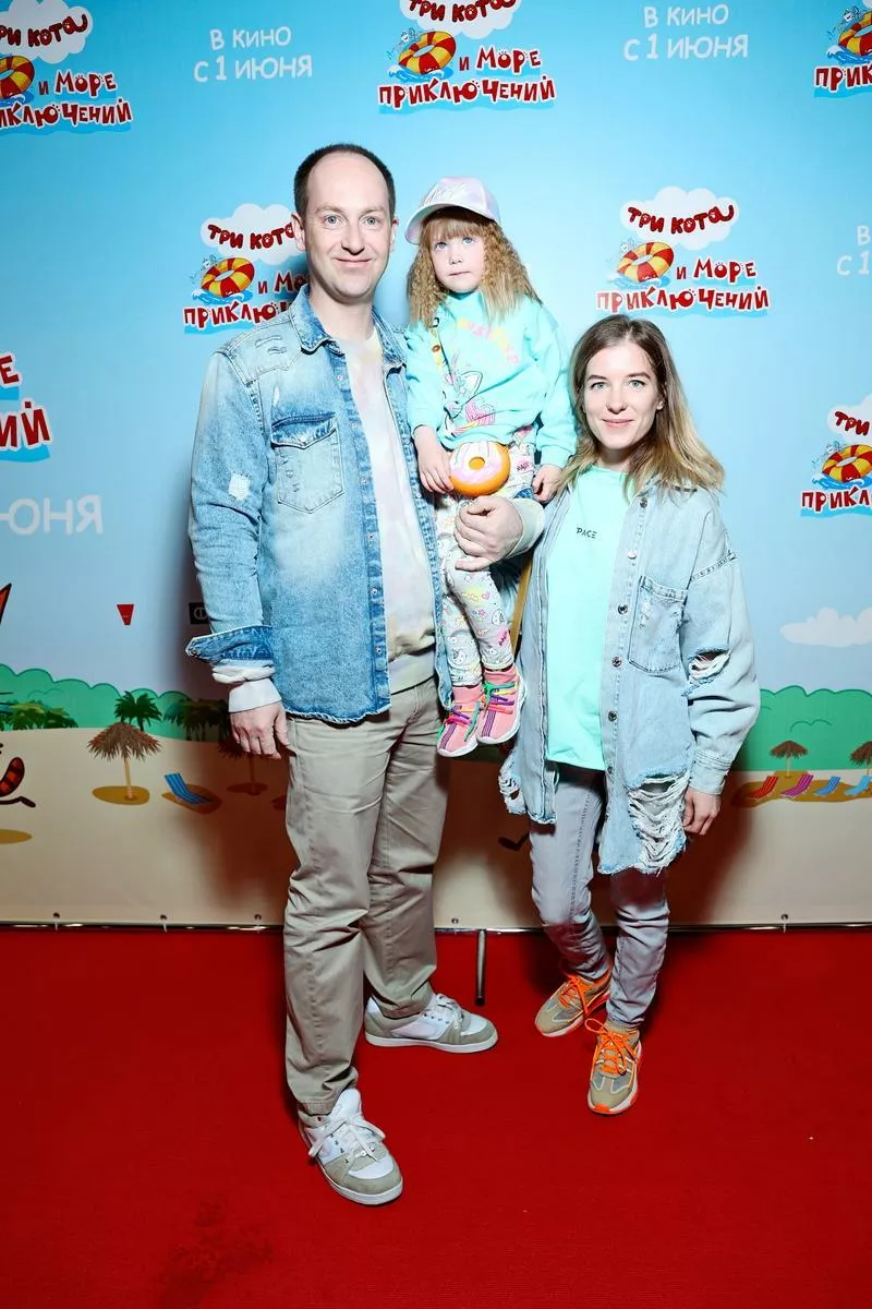 Никита Тарасов с семьей