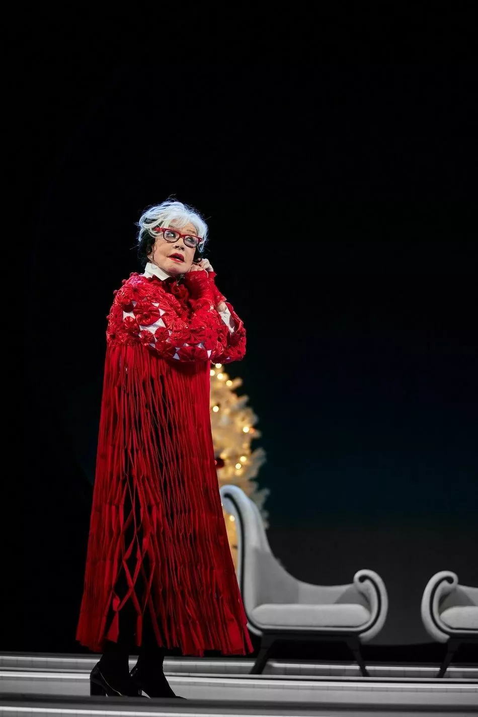 Вера Алентова