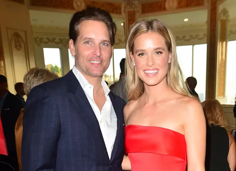 Звезда Сумерек Питер Фачинелли в четвертый раз стал отцом